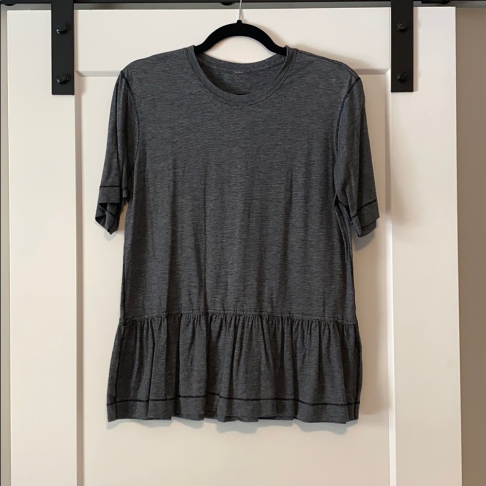 Lululemon peplum top